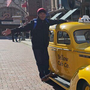 Meet your Posher, Zuraimi